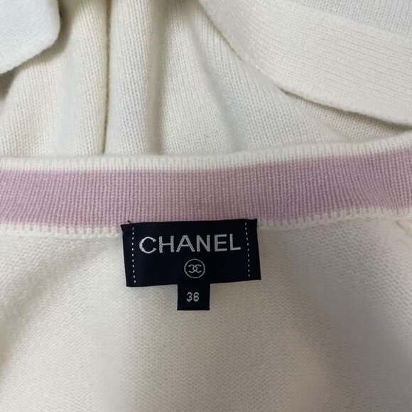 CHANEL Off-White Multi-Pocket Tie-Front Knit Cardigan: A timelessly elegant Fren - Picture 12 of 12